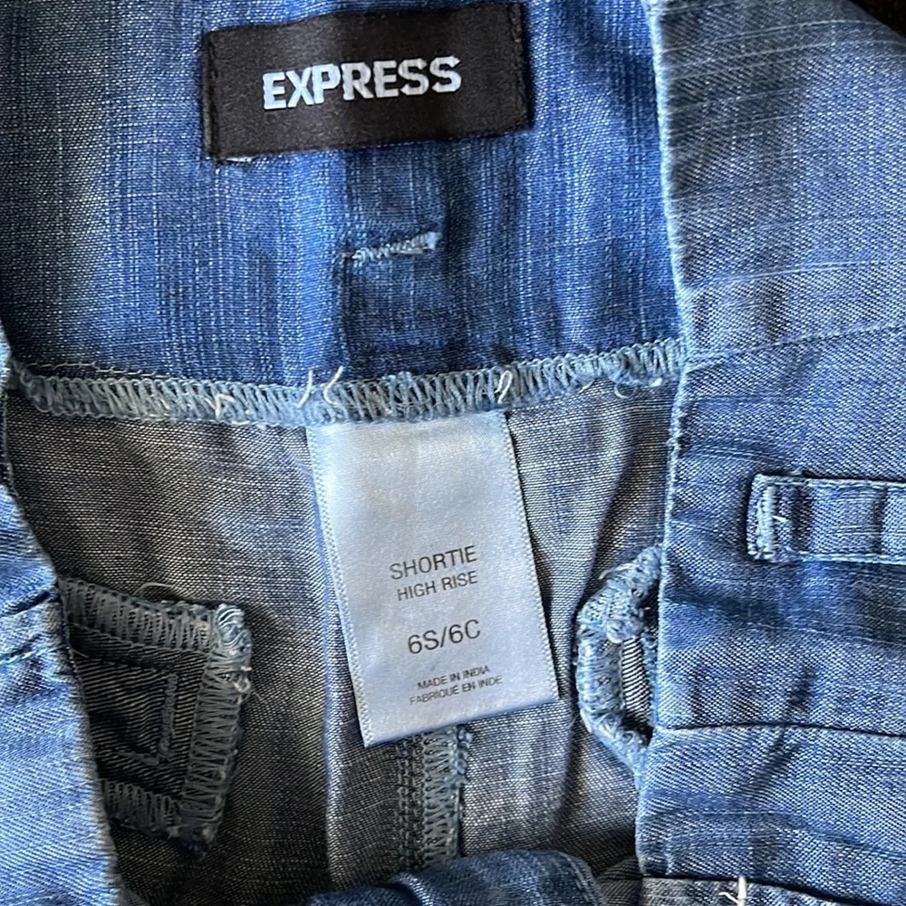 Express High Rise Short - Picture 2 of 5